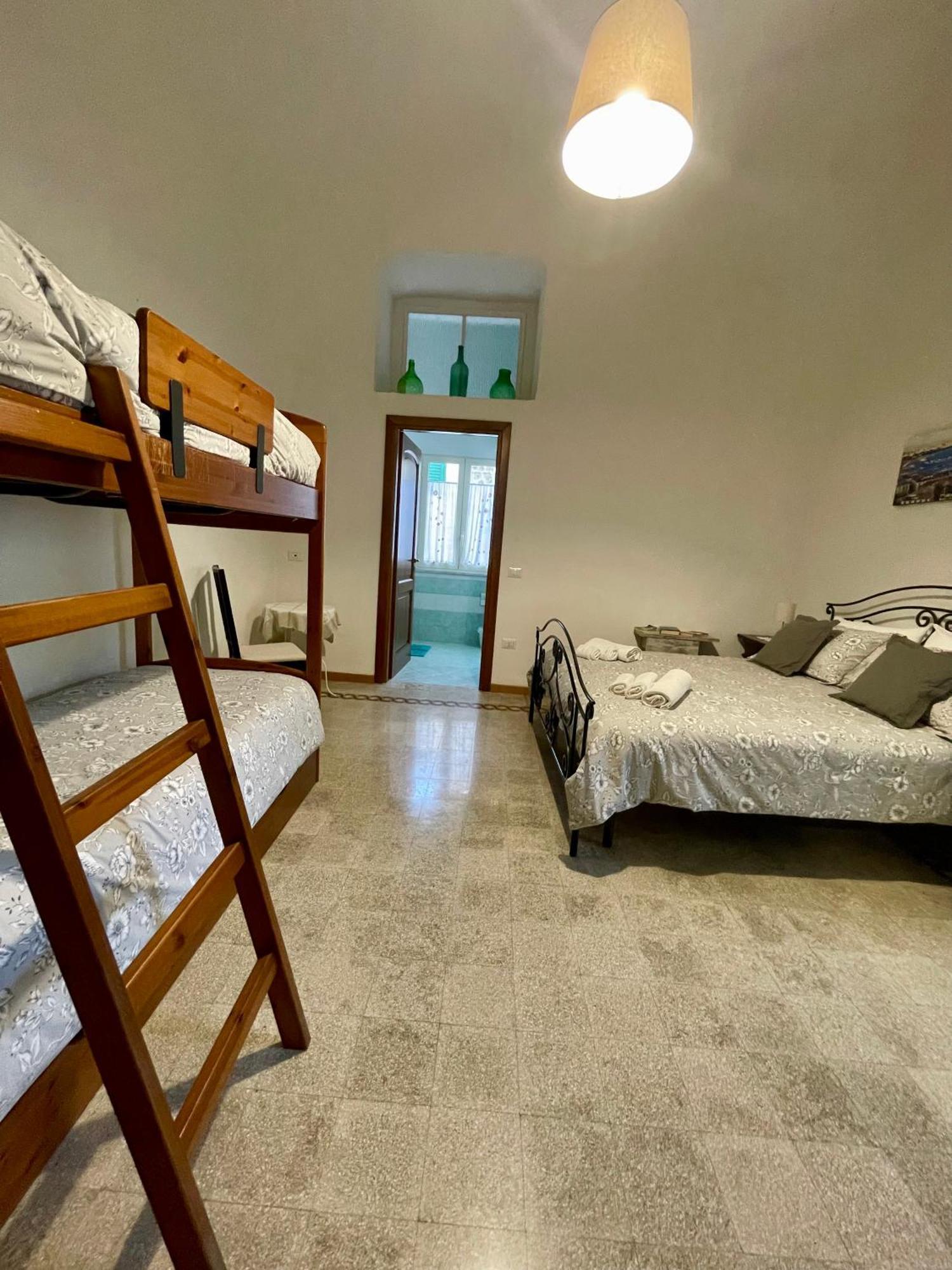 Villa Mena Holiday House à Sant'Agnello Extérieur photo