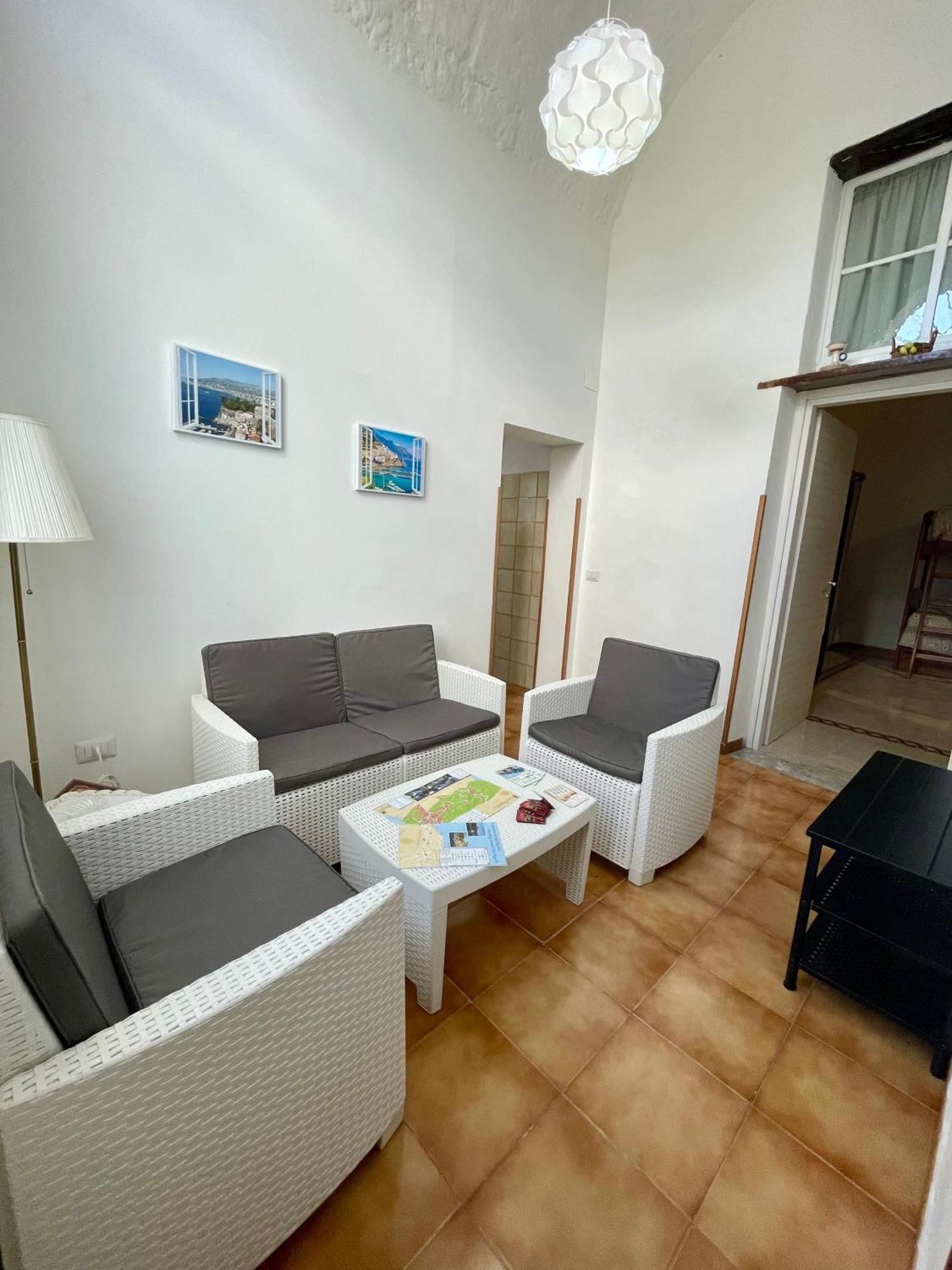 Villa Mena Holiday House à Sant'Agnello Extérieur photo